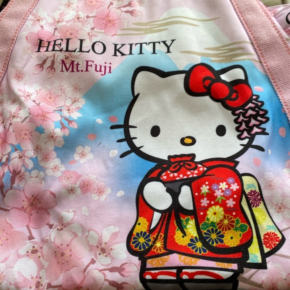Hello Kitty Mt. Fuji Tote Bag - Beverage Sleeves 2017 - Picture 16 of 16